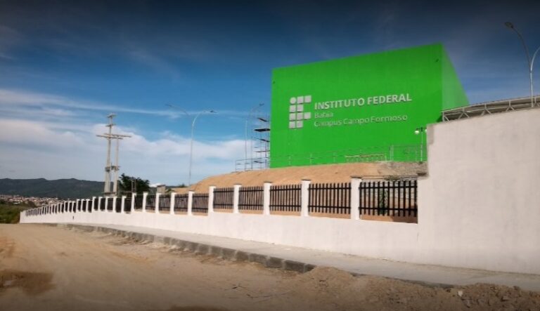 Prefeito Elmo sinaliza inauguração do campus do IFBA e construção de hospital em Campo Formoso