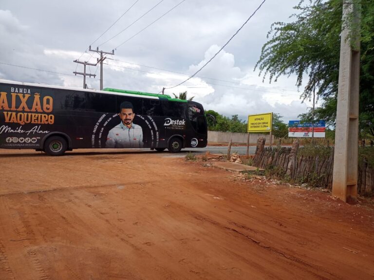 Condutores se perdem em rodovia pavimentada de Campo Formoso por falta de placa de sinalização