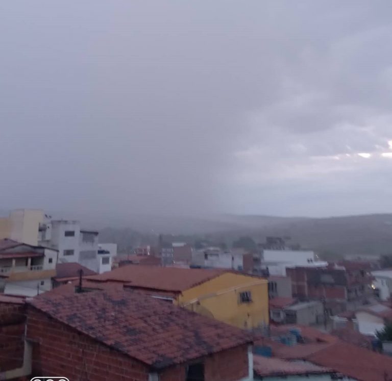 Chuvas provocam transtornos em Campo Formoso