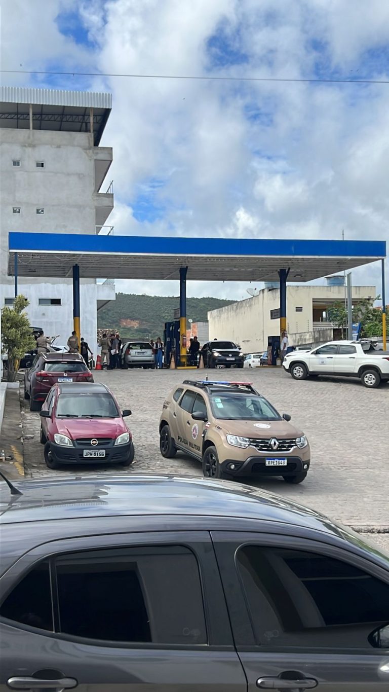 Procon faz operação para fiscalizar postos de combustíveis em Campo Formoso